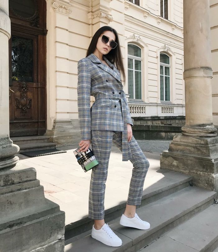 look pantalon a carreaux femme
